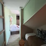 Hotel Logis Hotel- Restaurant Le Relais Guillaume De Normandy-Parking Gratuit--Vue Baie Terrasse-Calme-Bornes Electrique-Local Velos Securise 2*