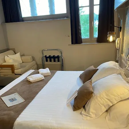 Logis Hotel- Restaurant Le Relais Guillaume De Normandy-parking Gratuit-bornes Electriques-vue Baie Terrasse-calme מלון סן-ואלרי-סור-סום