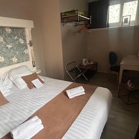 Logis Hotel- Restaurant Le Relais Guillaume De Normandy