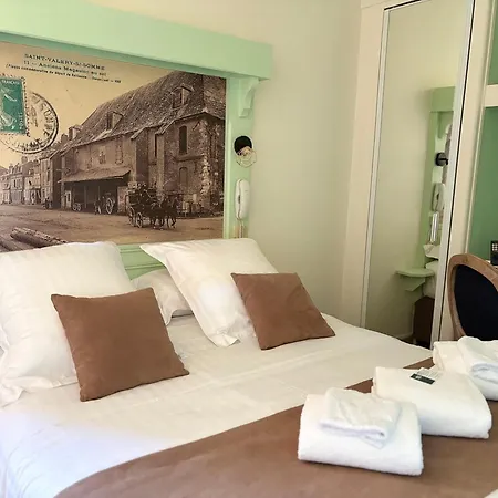 Logis Hôtel- Restaurant Le Relais Guillaume De Normandy-parking Gratuit-bornes électriques-vue Baie Terrasse-calme Hotel 2*