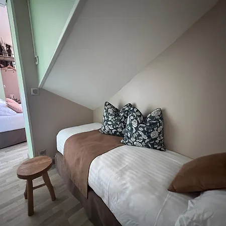 Logis Hotel- Restaurant Le Relais Guillaume De Normandy-parking Gratuit--vue Baie Terrasse-calme-bornes Electrique-local Velos Securise Ξενοδοχείο Saint-Valery-sur-Somme