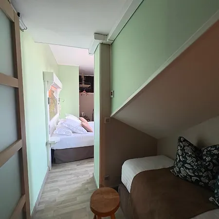Ξενοδοχείο Logis Hotel- Restaurant Le Relais Guillaume De Normandy-parking Gratuit--vue Baie Terrasse-calme-bornes Electrique-local Velos Securise 2*