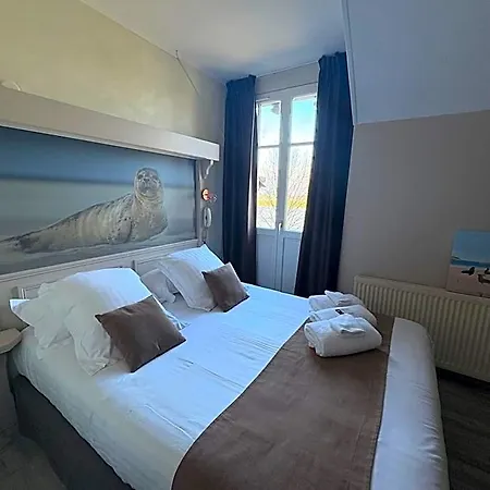 Logis Hotel- Restaurant Le Relais Guillaume De Normandy-parking Gratuit--vue Baie Terrasse-calme-bornes Electrique-local Velos Securise 2* Saint-Valéry-sur-Somme
