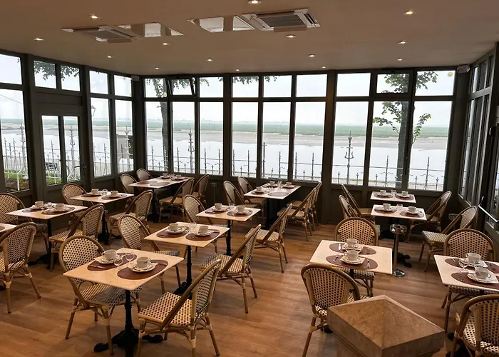 Logis Hotel- Restaurant Le Relais Guillaume De Normandy-parking Gratuit-bornes Electriques-vue Baie Terrasse-calme Hotel Saint-Valery-sur-Somme