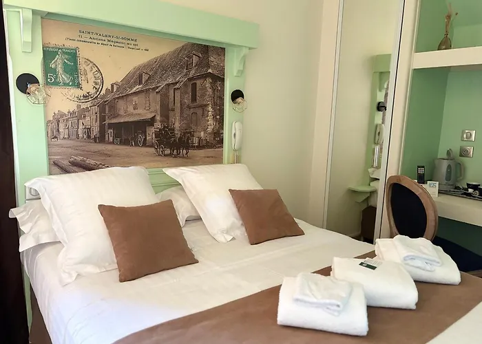 Logis Hotel- Restaurant Le Relais Guillaume De Normandy-parking Gratuit-bornes Electriques-vue Baie Terrasse-calme Hotel 2*