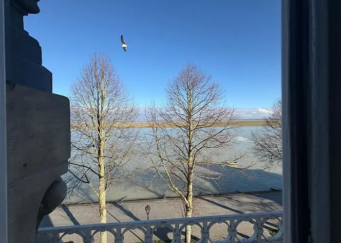 Logis Hotel- Restaurant Le Relais Guillaume De Normandy-parking Gratuit-bornes Electriques-vue Baie Terrasse-calme Hotel Saint-Valery-sur-Somme